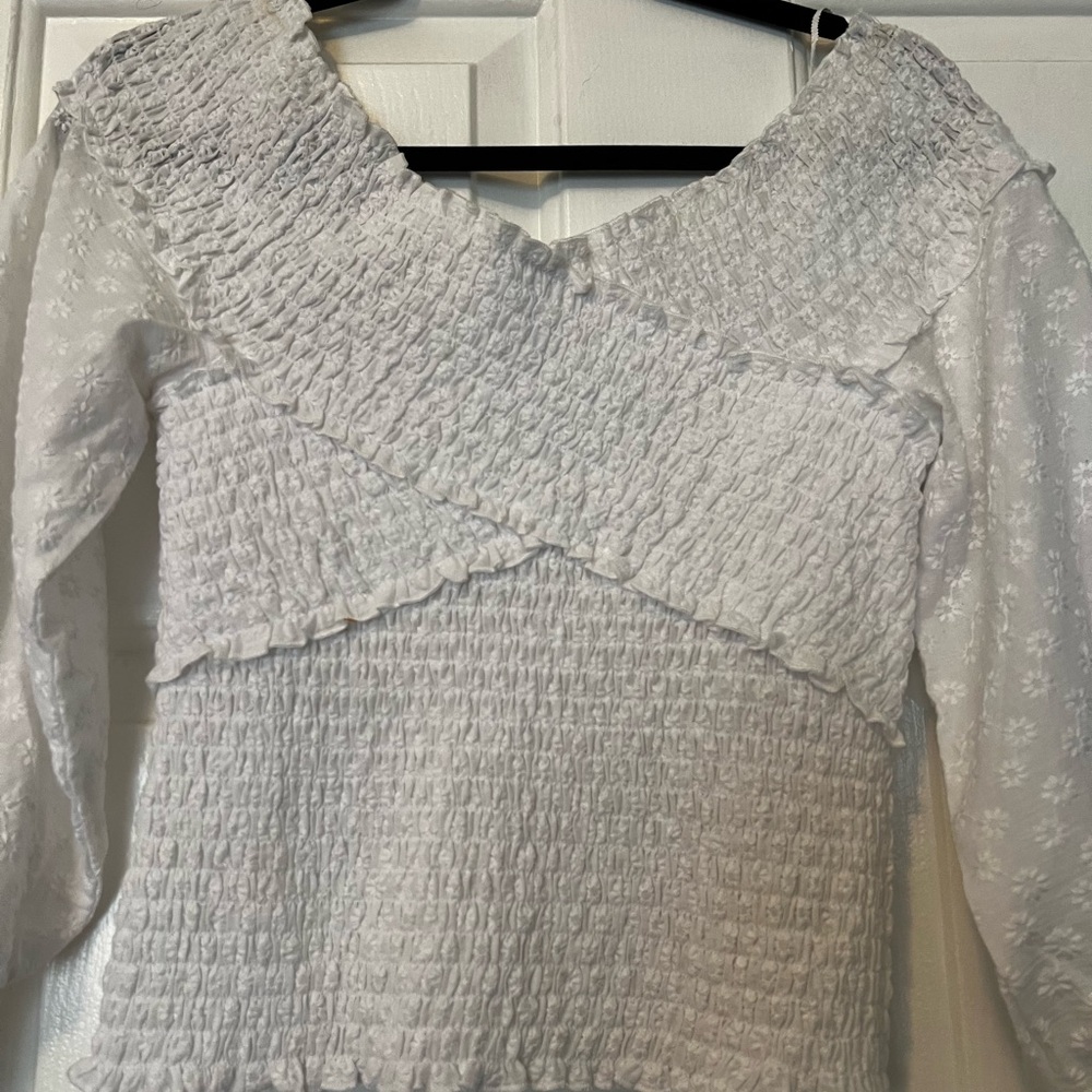 BB Dakota White Textured Top